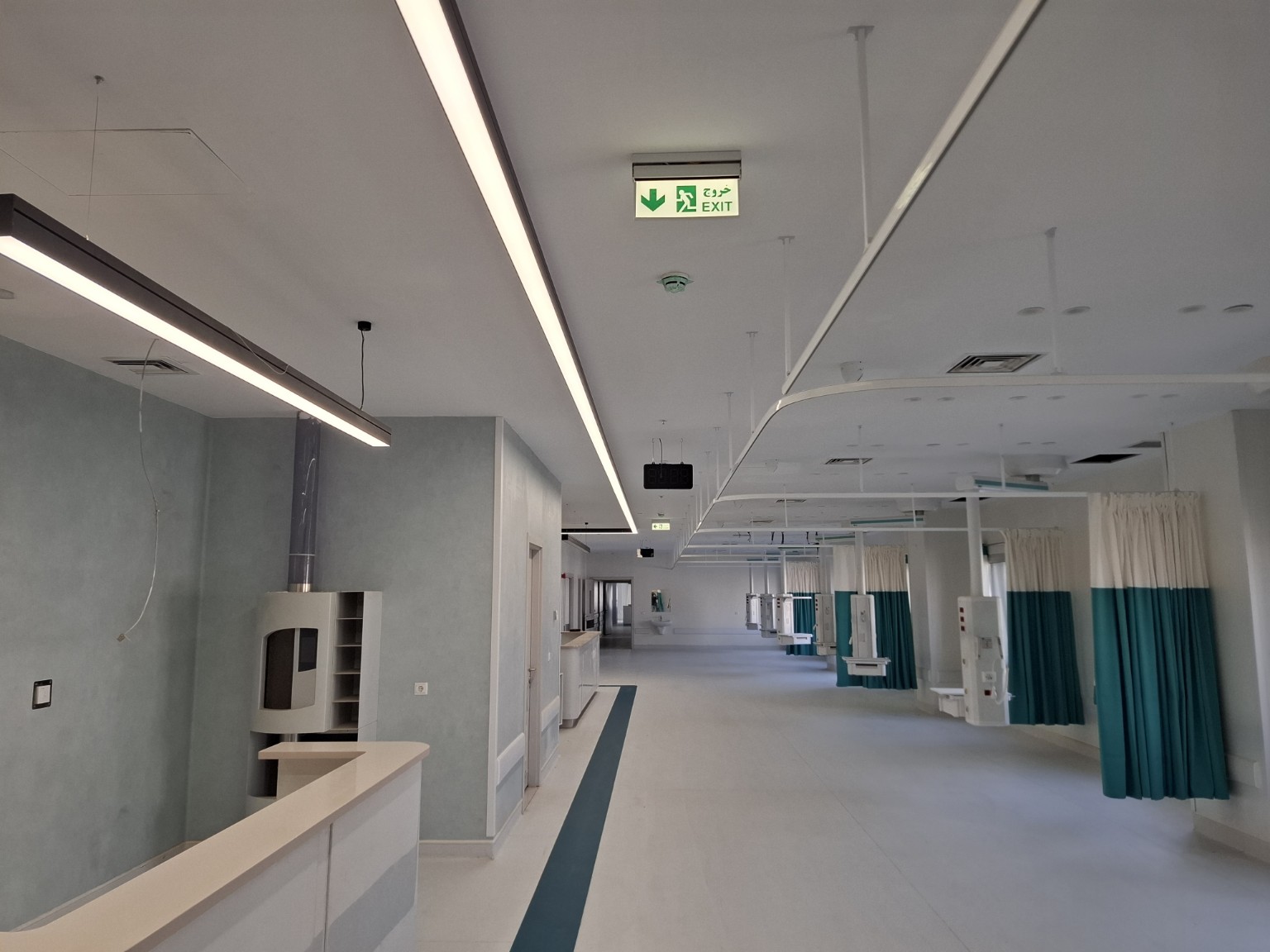 Bent Rod Hospital Curtain